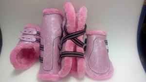 Bottes de protection pour chevaux personnalisables avec rembourrage en fourrure de vison, produit très vendu, bottes de protection pour chevaux - Product Image 6