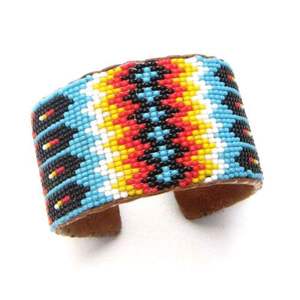 Pulseras de moda con cuentas hechas a mano elegantes personalizadas Estilo de moda Game Day Essentials en venta - Product Image 3