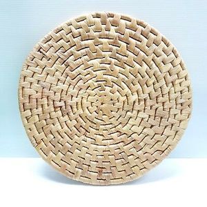 Round Placemats Water Hyacinth <b>Table</b> Mats - Luxury Quality Natural Handmade Wooden Seagrass Mats for Sale - Product Image 2