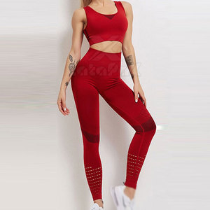 Ensemble de yoga pour femme au style unique et confortable - Le plus vendu, léger, taille élastique unie, 2 pièces, taille haute, respirant, devant uni - Product Image 1