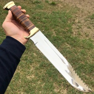 Cuchillo Bowie Hecho a Mano con Hoja de Acero D2, Mango de Madera y Funda de Cuero, Cuchillo para Exteriores, Cuchillo Personalizado - Product Image 3