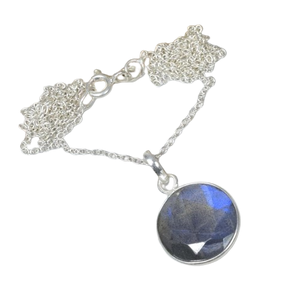 Pendentif solitaire en labradorite, argent sterling 925 plaqué rhodium, pierre précieuse taillée brillant, fait main, tendance, cadeau d'anniversaire pour femme - Product Image 1