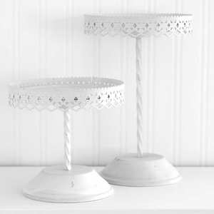 Alta demanda con precio razonable Soporte hecho a mano Cake Utensilios de cocina Fabricante y exportador de metal con calidad de exportación - Product Image 3