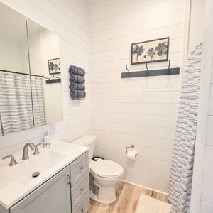22 Tiny <b>House</b> on Wheels 2025 NOAH Certified, Washer/Dryer, kitchen, <b>bed</b>. - Product Image 2