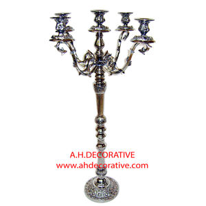 Candélabres de sol décoratifs faits à la main en aluminium coulé en plaqué or candélabres de décoration de mariage coûteux à vendre - Product Image 5