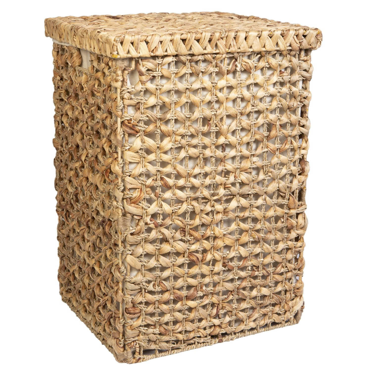 โดยธรรมชาติ