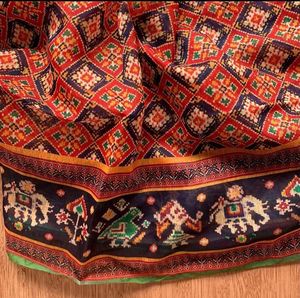 Indian Stylish Glamorous High Demand Fancy Printed Saree Latest Most Trendy for Party Más vendido Impresionante Sari Bridal Wear - Product Image 2