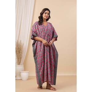 Caftán Fayra Noir Ikat Blush - Talla Única, Vestido Casual de Algodón y Chifón - Product Image 5