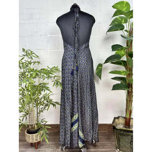 Túnica Larga Boho Boheme Mágica de Seda Reciclada, Prenda de Playa Única de 1 Pieza - Product Image 5