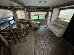 Starcraft Solstice Super Lite 28TSI Usado del 2018 - Product Image 6