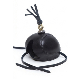 Cagoule de fauconnerie en cuir avec pompon et capuchon métallique pour équipement de chasse, design minimaliste, taille unique, portable, noire - Product Image 1