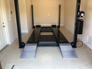 Vente directe d'usine de pont élévateur de stationnement pour voitures à quatre poteaux avec une capacité de 3000 à 4000 kg à un prix abordable - Product Image 5