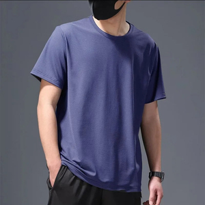 เสื้อยืดผู้ชายทรงเข้ารูปเป็นมิตรกับสิ่งแวดล้อม ผลิตจากโพลีเอสเตอร์/คอตตอน สีตามสั่ง แขนยาว ออกแบบโลโก้ตามสั่ง คอวี ใส่ได้ทุกฤดู คุณภาพสูง - Product Image 4