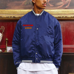 Veste bomber universitaire en tissu satiné léger avec logo imprimé personnalisé pour homme Veste universitaire à coupe ample avec logo imprimé personnalisé - Product Image 4