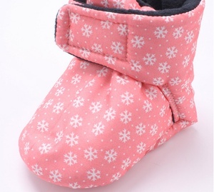 OEM wholesale supply popular design custom made new born stunning color fleece baby booties - Product Image 1