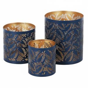 Juego de 3 Portavelas Decorativos de Metal Verde con Diseño de Recortes Dorados, Faroles para Velas de Té, para Decoración del Hogar y Eventos - Product Image 4