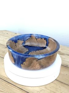 Cuenco de resina de madera de moda, centro de mesa de declaración hecho a mano artístico, elegante, moderno, rústico, acento para el hogar - Product Image 2