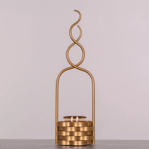 Support de bougie en laiton le plus vendu avec pièce de finition dorée intemporelle pour buffet de cheminée ou espaces de méditation disponibles à bas prix - Product Image 4