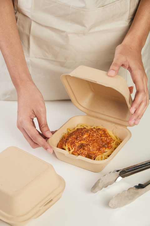 Wholesale Disposable 6" X 6" Hinged Container for Food Packaging From Factory Thailand