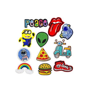 Muestra gratis precio de fábrica diseño personalizado parches bordados gran oferta hierro en parches bordados para ropa con hierro en el respaldo - Product Image 5