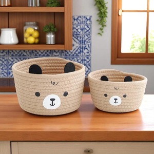 Panier en macramé violet fait à la main, solution de rangement élégante pour la chambre des enfants, les jouets, la salle de jeux, la décoration de la maison et les cadeaux, en provenance d'Inde - Product Image 2