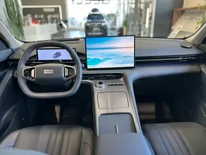 G I I L Y E 5 AWD 2025, Batería de Litio de 110 kWh+, Neumáticos R18, Motor de Doble Tracción, Asientos de Cuero, 6 Plazas, Cámara Trasera, Techo Solar Panorámico - Product Image 6