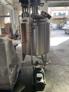 خزان تفريغ للاستحلاب بالخلط الصناعي 500 لتر من الفولاذ المقاوم للصدأ مع سترة مجانسة وتدفئة - Product Image 2