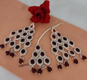 ชุดต่างหูระย้าพร้อมต่างหูมุกเทียมสำหรับผู้หญิงและเด็กผู้หญิงดีไซน์ใหม่ล่าสุดของอินเดีย - Product Image 2