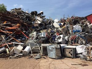 Déchets de rebroyage de tubes et sacs médicaux en PVC souple à vendre - Product Image 6