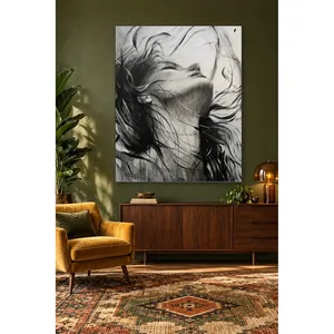 Impression sur toile de femme noire et blanche aux cheveux ébouriffés par le vent de Fida - Product Image 1