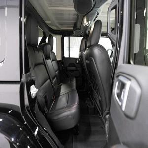 2024 Mejor Vendido Wrangler Technology Package Unlimited Rubicon 392 4WD Automático de 8 Velocidades SRT HEMI 6.4L V8 MDS Garantía Tapicería de Tela - Product Image 2