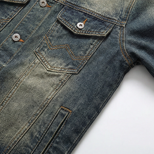 Veste en jean classique pour homme, streetwear tendance, coupe ajustée, veste en jean vintage bleue, vêtement décontracté élégant, vêtement d'extérieur - Product Image 5