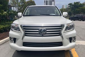 Mejores coches usados en venta en Best Brker Auctiion, 2015 LX570 5.7 Litros V.8 4WD - Product Image 3