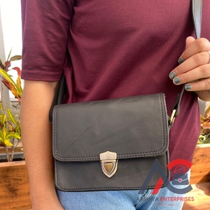 2024 New Fashionable Genuine Leather Crossbody <b>Bag</b> for Women Luxury Classic Full Grain Cowhide Leather Vintage Shoulder Handbags - Product Image 1