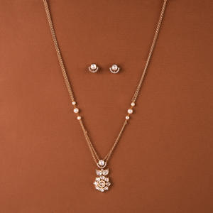 Diseñador Kundan clásico colgante conjunto hermosa joyería de moda con chapado en oro - Product Image 1