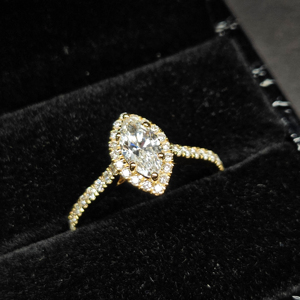 Anillo de compromiso de diamantes cultivados en laboratorio certificado IGI, anillo de diamante CVD de corte redondo solitario chapado en oro sólido de 14K para mujeres y hombres - Product Image 4