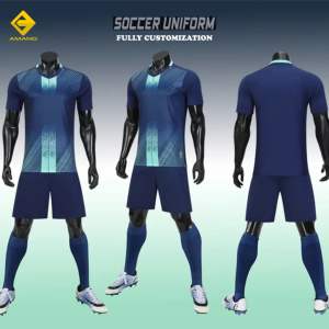 Conjuntos de uniformes de fútbol personalizados en poliéster ligero 100% con sublimación digital para el mejor rendimiento de Amano Sports - Product Image 4