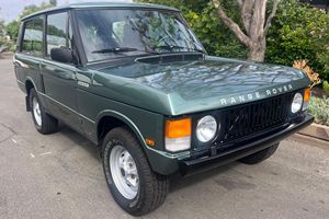 Range Rover Clásico de 1989, Importado de España, Usado en Buen Estado, Motor V8 de 3.5 Litros Reconstruido, Transmisión Manual de 5 Velocidades, Tracción en las Cuatro Ruedas, EE. UU. Título - Product Image 1