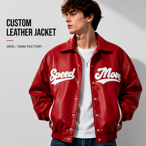 Giacca <span class=keywords><strong>in</strong></span> <span class=keywords><strong>Pelle</strong></span> Personalizzata all'Ingrosso per Uomo, Giacca Varsity Rossa <span class=keywords><strong>Oversize</strong></span> con Colletto a Risvolto, Ricamo con Scritta, Streetwear Bomber, Servizio OEM - Product Image 1