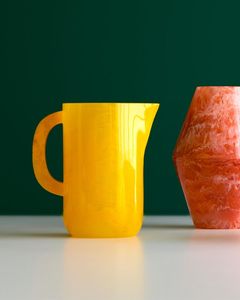 Jarra de Agua de Resina Hecha a Mano con Asa, Ecológica, Capacidad de 1.8L, Diseño Moderno y Lujoso - Product Image 4