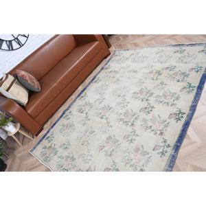 Tapis vintage 5,3 x 7,4 pieds, tapis turc à bordure blanche en laine - Product Image 5