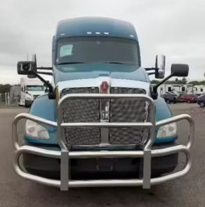 Mejor Precio 2020 Kenworth T680 Sleeper Semi Truck - Camión Usado con Cabina Integral de 76'', 455HP, Transmisión Automática de 12 Velocidades en Venta - Product Image 1