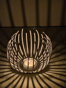 Support élégant pour lampe à thé en métal, parfait pour les salons modernes, les chambres et les centres de table - Product Image 2