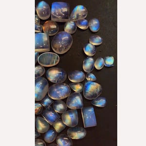 103ชิ้นหินพระจันทร์สีรุ้งธรรมชาติ8มม. ถึง25มม. เบาะลูกแพร์ทรงรีหลังเบี้ย695 CTS ล็อตด้วยไอรอคขาย $445สำหรับทุกคน - Product Image 2