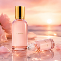 Flacon roll-on en verre rose 30 ml : Flacon roll-on élégant de luxe pour huiles essentielles et parfums, vente en gros sous marque privée