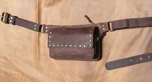 Vente en gros de nouveau sac banane en cuir avec logo personnalisé de style vintage imperméable pour les Leisure-LWB-0153 en plein air - Product Image 3