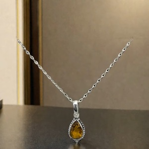 Pendentif Citrine Véritable en Argent Sterling 925 Naturel Jaune à Facettes en Forme de Poire Style Vintage Bijoux Cadeau - Product Image 1