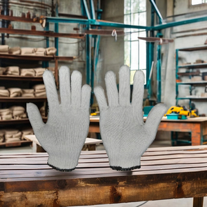Guantes no recubiertos de 40 gramos resistentes y bien hechos, guantes de uso general flexibles y duraderos para tareas de jardinería producidos en Vietnam - Product Image 6
