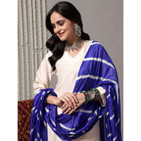 Ensemble Kurta et pantalon long brodé Rama's Ivory, avec Dupatta Leheriya bleu roi, en tissu crêpe 100% coton respirant, décontracté