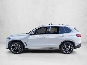MEILLEURE ARRIVÉE! Véhicule personnel d'occasion, SUV X.5 sDrive40i A/T 4.X.2, modèle 2020 - Product Image 2